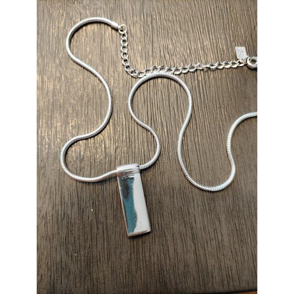 VINTAGE "AK" ANN KLINE SILVERTONE NECKLACE WITH RHINESTONE DROP BAR PENDANT - Picture 3 of 5